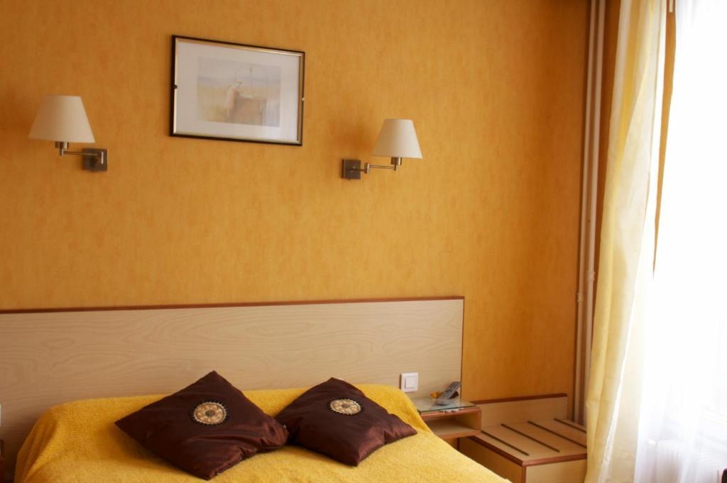 Hotel Paris Voltaire Phòng bức ảnh